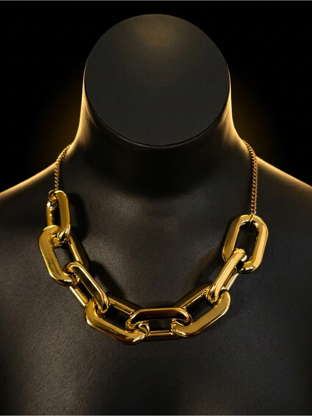 Golden tone Chunky Link plastic lightweight Necklace - Women Jewelry - Picture 2 of 2